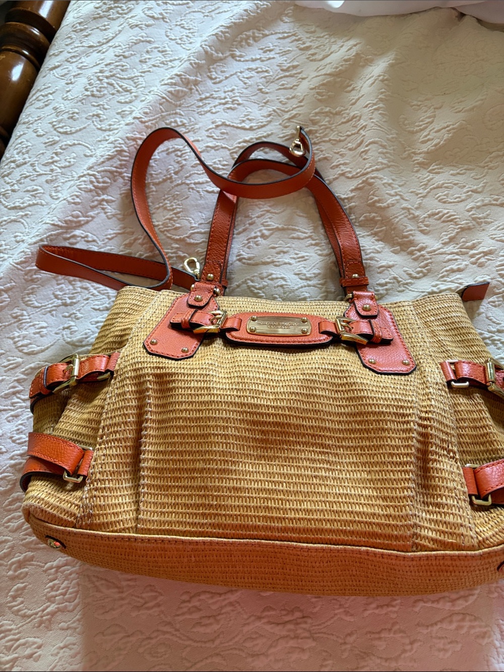 MICHAEL KORS Bag w/Multiple Pockets